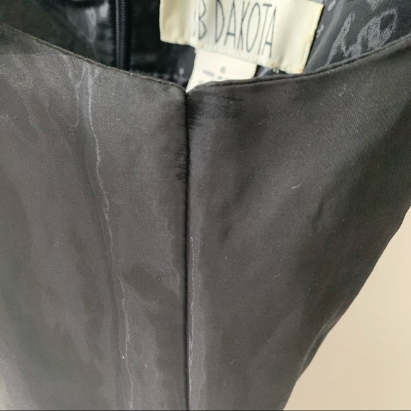 BB Dakota dress by Steve Madden. - Picture 5 of 6